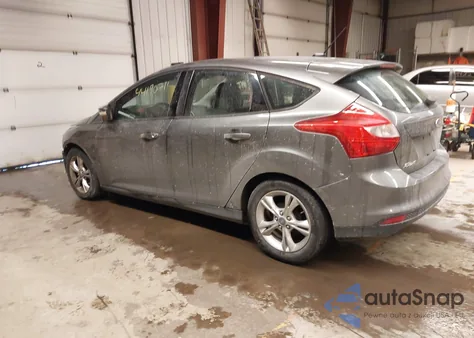 2014 Ford Focus Se z USA, uszkodzony, nr VIN 1FADP3K28EL114224
